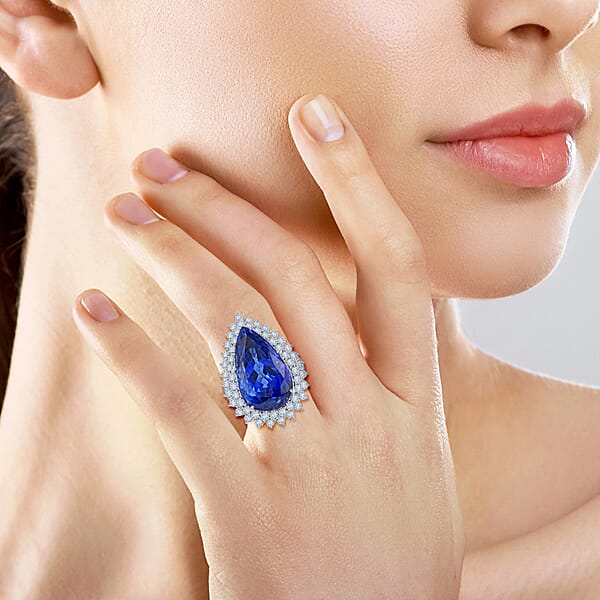Chairman Vault Collection Certified & Appraised Rhapsody 950 Platinum AAAA Tanzanite And E-F VS Diamond Ring 17.23 Grams 21.15 Ctw