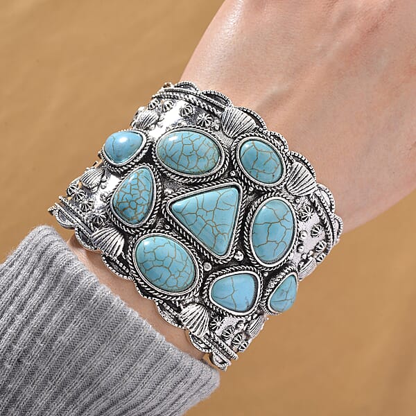 Constituted Blue Howlite 26.00 Ctw Southwestern Cuff Bracelet In Silvertone (7.25 In)