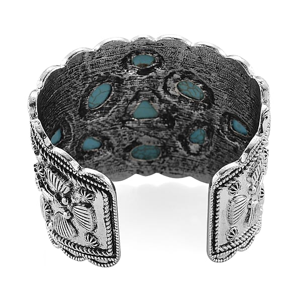 Constituted Blue Howlite 26.00 Ctw Southwestern Cuff Bracelet In Silvertone (7.25 In)