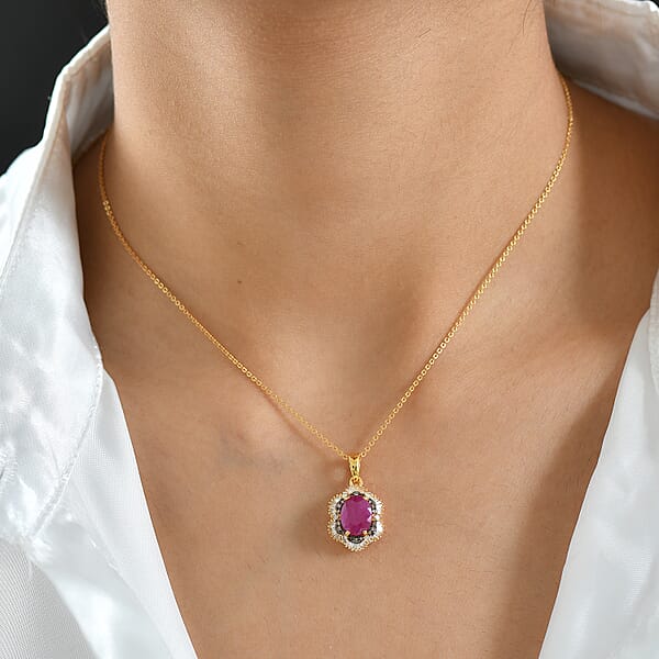 D'Joy AAA Royal Ruby Natural Champagne And White Diamond 3.10 Ctw Signature Spotlight Pendant Necklace In 18K Vermeil Yellow Gold Over Sterling Silver 20 Inches