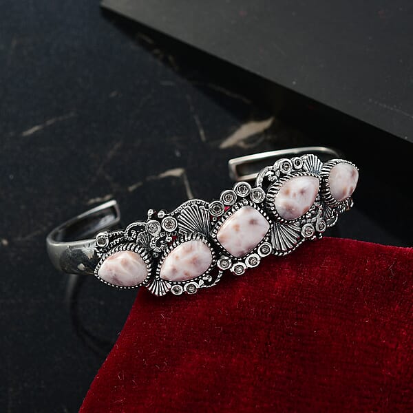 D'Joy Artisan Crafted Pink Natrolite And Natural Champagne Zircon 14.55 Ctw Oceanic Beauty Cuff Bracelet In Sterling Silver (7.25 In)