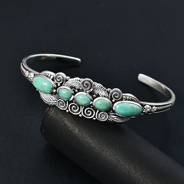 D'Joy Artisan Crafted Royston Turquoise 8.25 Ctw Leaf Cuff Bracelet In Sterling Silver (7.25 In)