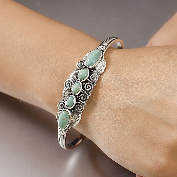 D'Joy Artisan Crafted Royston Turquoise 8.25 Ctw Leaf Cuff Bracelet In Sterling Silver (7.25 In)