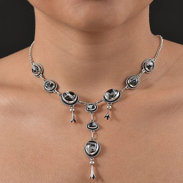 D'Joy Artisan Crafted White Buffalo 25.00 Ctw Necklace 18-20 Inches In Sterling Silver