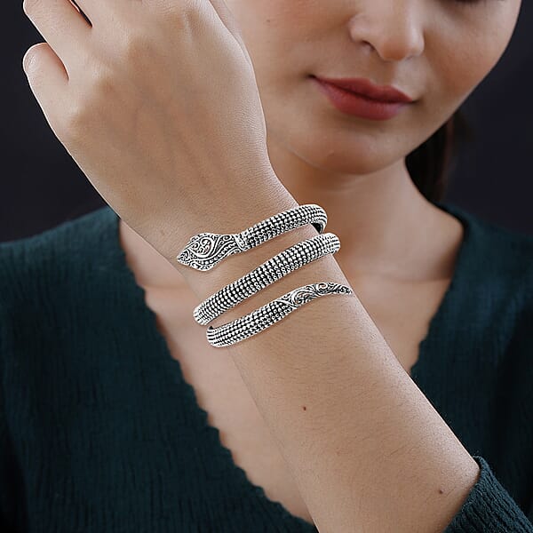 D'Joy Bali Legacy Serpent Bangle Bracelet In Sterling Silver (7.25 In) 41.40 Grams