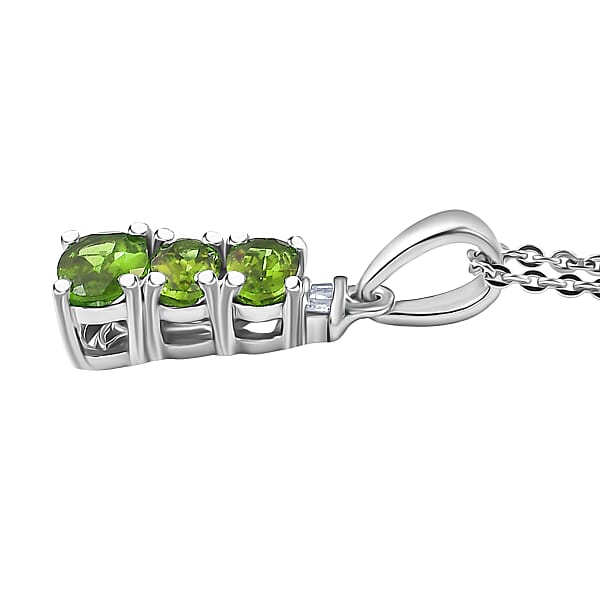 D'Joy Chrome Diopside Diamond Oval Harmony Pendant Necklace In Rhodium Over Sterling Silver 1.00 Ctw (20 Inches)