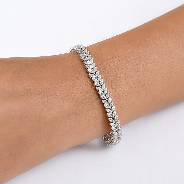 D'Joy Diamond 2.50 Ctw Frozen Leaf Bracelet In Rhodium Over Sterling Silver (8.00 In)