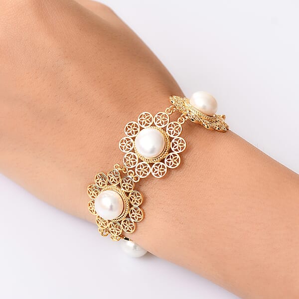 D'Joy Freshwater Pearl Floral Bracelet In 18K Vermeil Yellow Gold Over Sterling Silver (7.25 In)