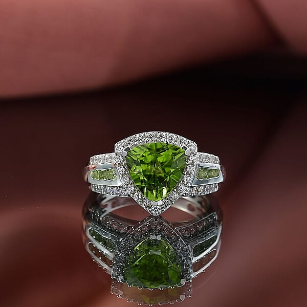 D'Joy Hebei Peridot And White Zircon 3.75 Ctw Green Crest Ring In Rhodium Over Sterling Silver