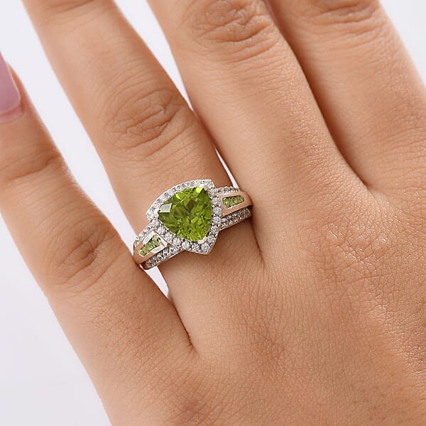 D'Joy Hebei Peridot And White Zircon 3.75 Ctw Green Crest Ring In Rhodium Over Sterling Silver