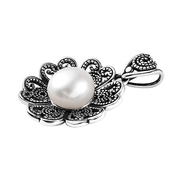 D'Joy Indian Artisan Crafted Freshwater Pearl Flower Petals Pendant Without Chain In Sterling Silver
