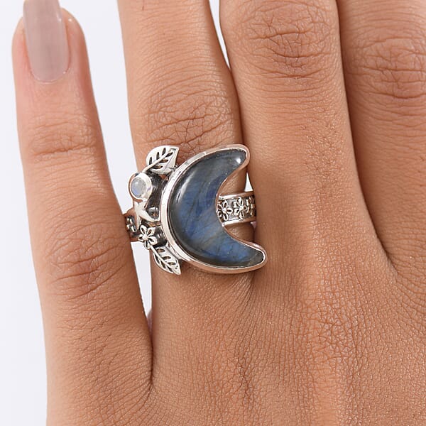 D'Joy Indian Artisan Crafted Malagasy Labradorite Rainbow Moonstone Moon Star Ring In Sterling Silver 9.40 Ctw