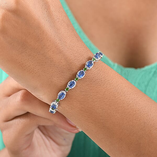 D'Joy Kashmir Kyanite And Chrome Diopside 11.00 Ctw Station Bracelet In Rhodium Over Sterling Silver (7.25 In)