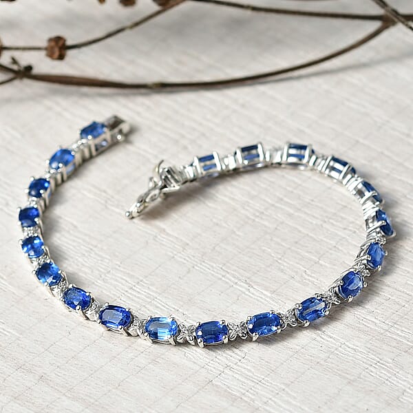 D’Joy Kashmir Kyanite And White Zircon 12.85 Ctw Four Leaf Clover Bracelet In Rhodium Over Sterling Silv (7.25 In)