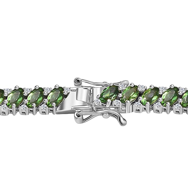 D'Joy Madagascar Green Apatite And White Zircon Necklace 18 Inches In Platinum Over Sterling Silver 29.80 Ctw