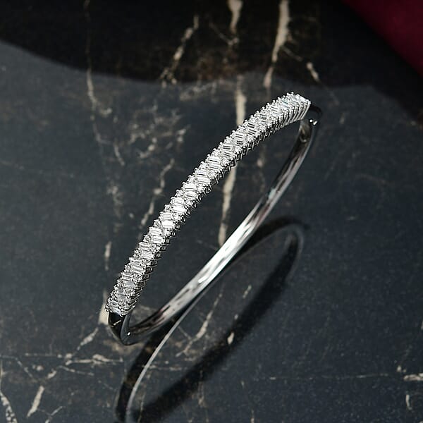 D'Joy Moissanite 2.90 Ctw Bangle Bracelet In Rhodium Over Sterling Silver (7.25 In)