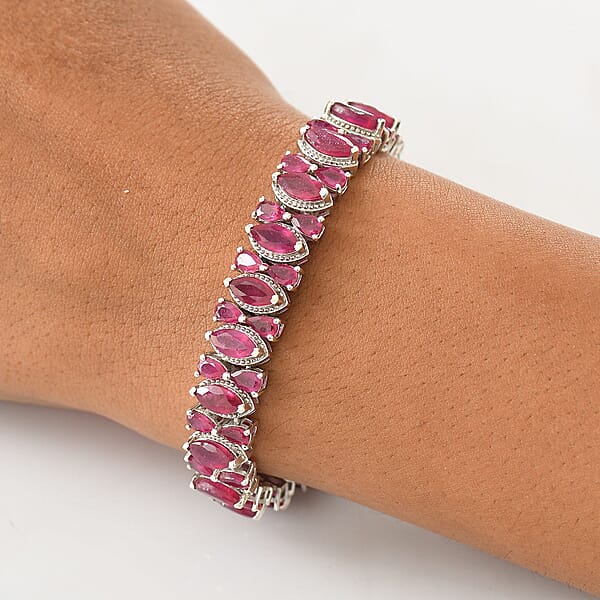 D'Joy Niassa Ruby (FF) 33.50 Ctw Royal Lineage Bracelet In Rhodium Over Sterling Silver (7.25 In)