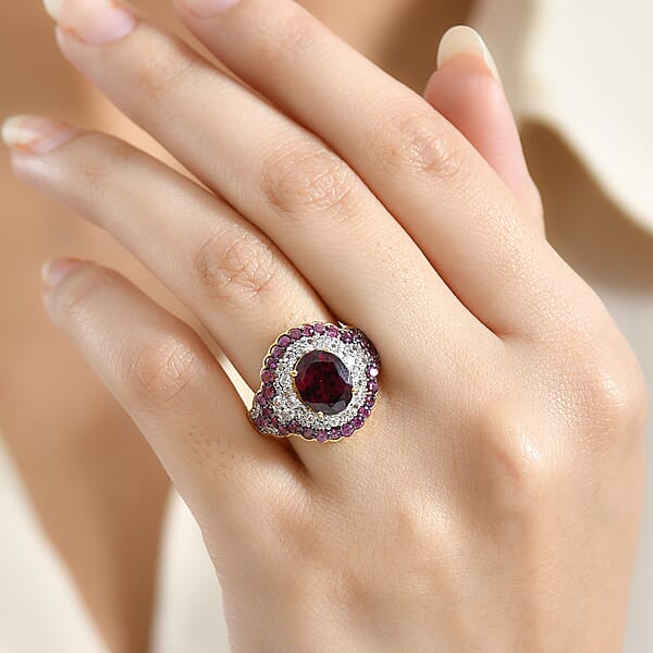 D'Joy Orissa Rhodolite Garnet And White Zircon 5.10 Ctw Classic Ornate Oval Ring In 18K Vermeil Yellow Gold Over Sterling Silver