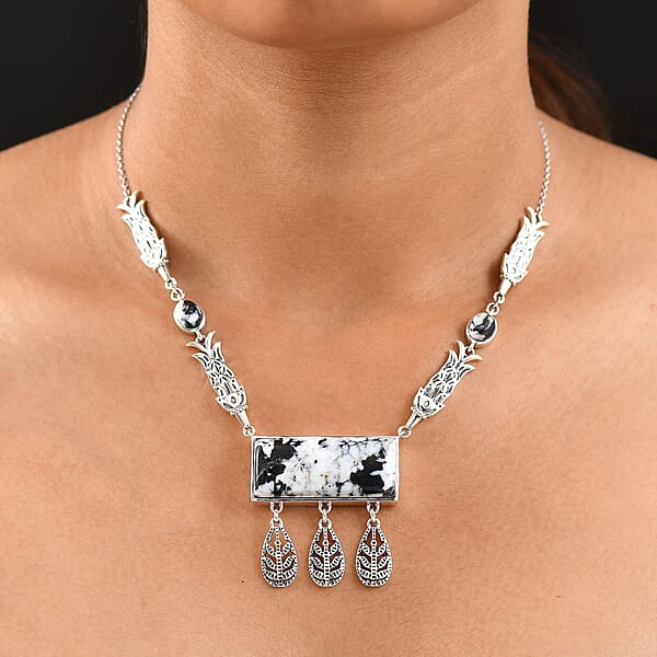 D'Joy Passport To Israel Artisan Crafted White Buffalo 42.50 Ctw Necklace In Sterling Silver 18 Inches