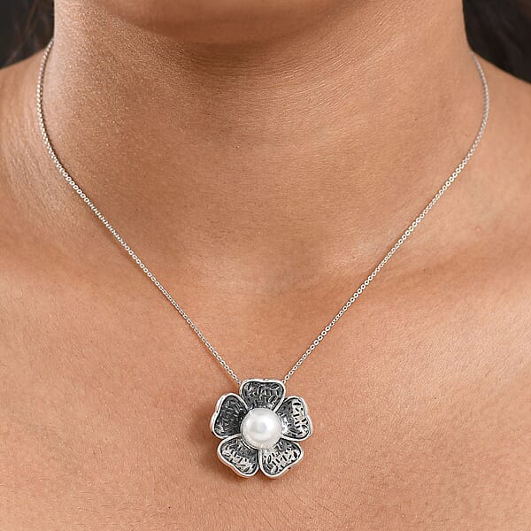 D'Joy Passport To Israel Freshwater Pearl Floral Pendant Necklace In Sterling Silver 20 Inches