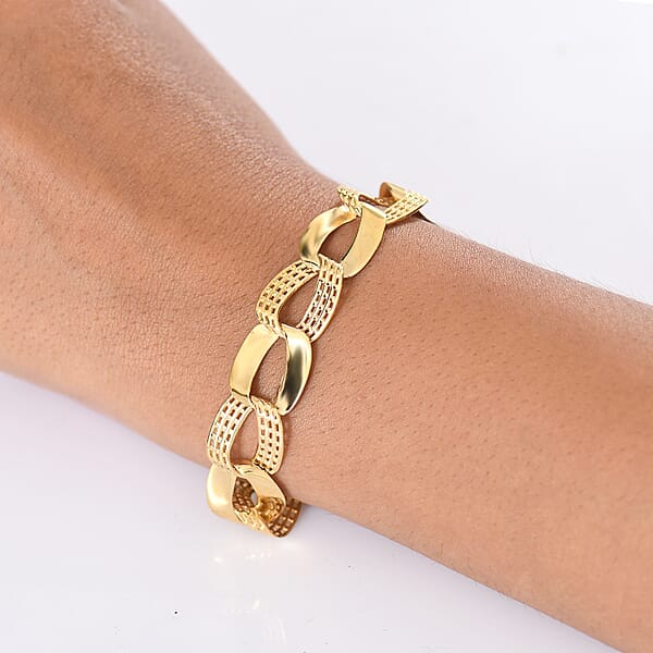 D'Joy Passport To Turkey Interlocking Bracelet In 18K Vermeil Yellow Gold Over Sterling Silver (7.25 In) 11.10 Grams