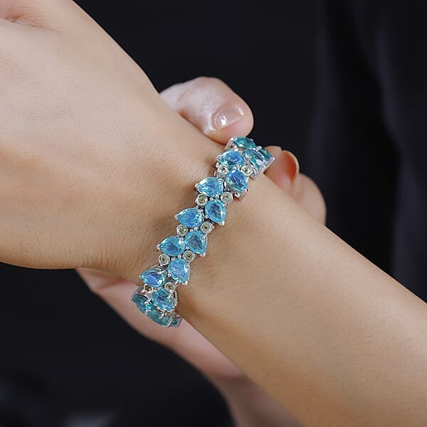 D'Joy Peacock Quartz (Triplet) And Peridot 45.40 Ctw Feather Bracelet In Rhodium Over Sterling Silver (7.25 In)