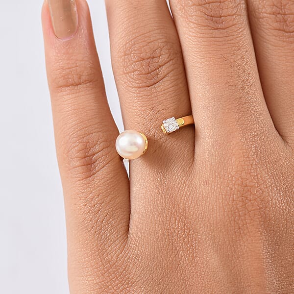 D'Joy Pearl And Lab Grown Diamond I3 0.10 Ctw Ring In 18K Vermeil Yellow Gold Over Sterling Silver