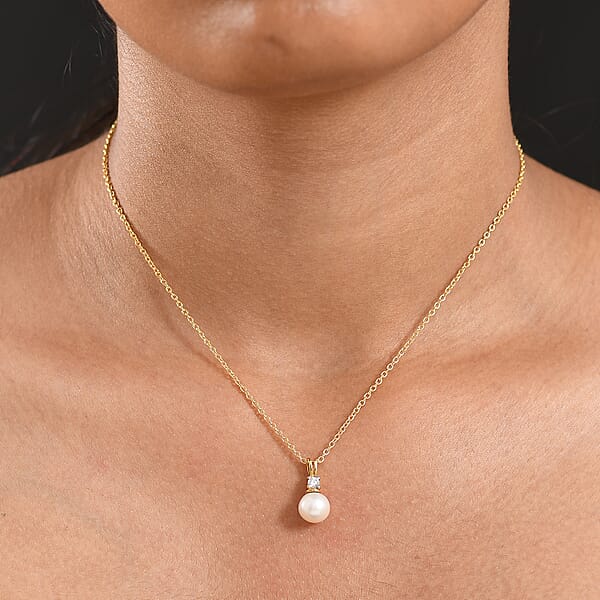 D'Joy Pearl Lab Grown Diamond Pendant Necklace In 18K Vermeil YG Over Sterling Silver 0.10 Ctw (20 Inches)