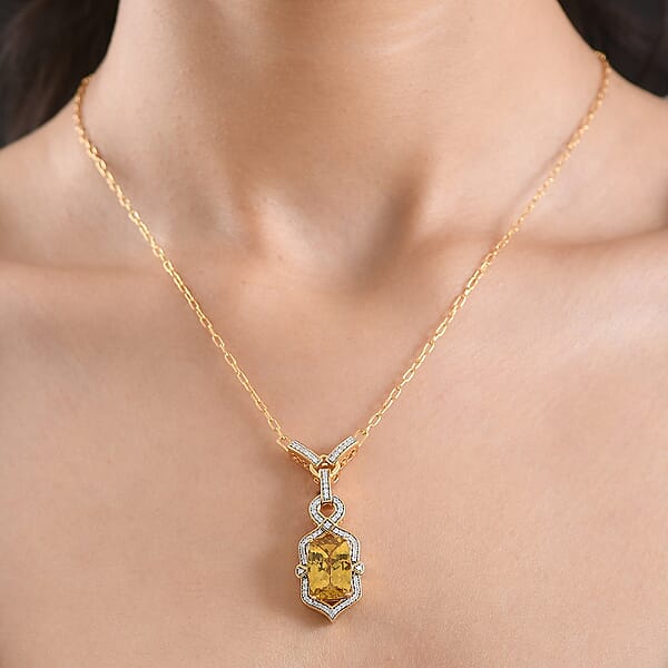 D'Joy Premium Golden Apatite And Moissanite 7.60 Ctw Sunlit Solar-Ray Necklace In 18K Vermeil Yellow Gold Over Sterling Silver 18-20 Inches