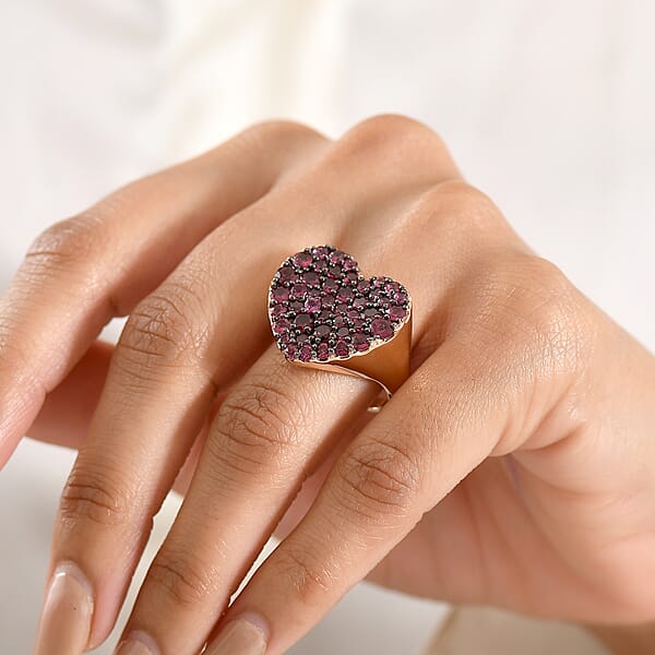 D'Joy Premium Malawi Magenta Garnet 4.50 Ctw Twilight Romance Ring In 18K Vermeil Rose Gold Over Sterling Silver