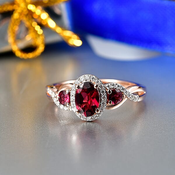 D'Joy Premium Malawi Magenta Garnet And Moissanite 1.50 Ctw Twilight Ribbon Ring In 18K Vermeil Rose Gold Over Sterling Silver