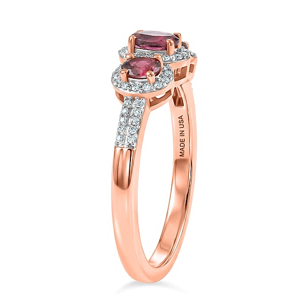 D'Joy Premium Malawi Magenta Garnet And Moissanite 1.00 Ctw Twilight Trilogy Ring In 18K Vermeil Rose Gold Over Sterling Silver