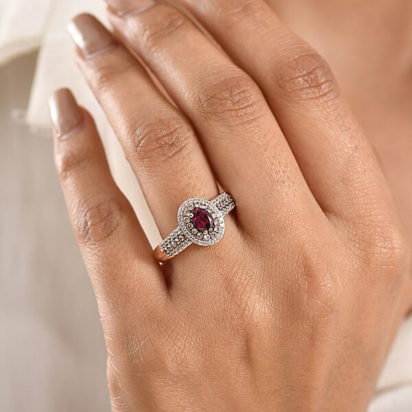 D'Joy Premium Malawi Magenta Garnet Champagne Zircon And White Zircon 1.50 Ctw Twilight Halo Ring In 18K Vermeil Rose Gold Over Sterling Silver