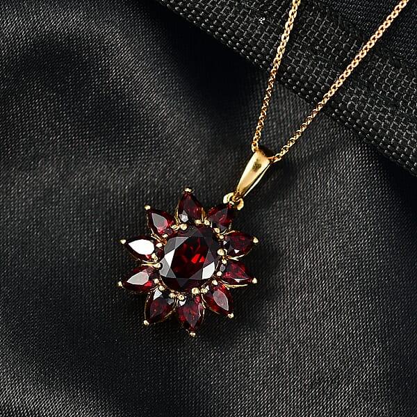 D'Joy Premium Mozambique Garnet 5.00 Ctw Blazing Flora Pendant Necklace In 18K Vermeil Yellow Gold Over Sterling Silver 20 Inches