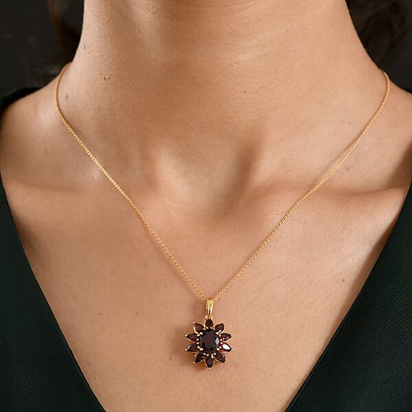 D'Joy Premium Mozambique Garnet 5.00 Ctw Blazing Flora Pendant Necklace In 18K Vermeil Yellow Gold Over Sterling Silver 20 Inches