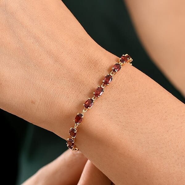 D'Joy Premium Mozambique Garnet 9.85 Ctw Flame Line Bracelet In 18K Vermeil Yellow Gold Over Sterling Silver (6.50 In)