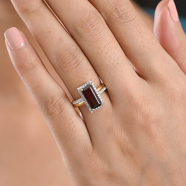 D'Joy Premium Mozambique Garnet And Moissanite 3.90 Ctw Flare Luxe Ring In 18K Vermeil Yellow Gold Over Sterling Silver