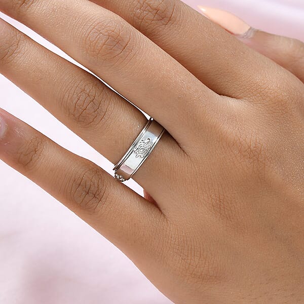 D'Joy Turtle Band Spinner Ring In Sterling Silver 5 Grams