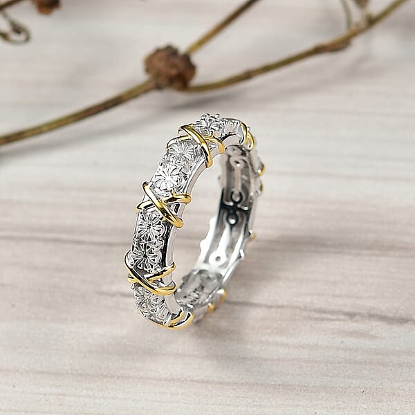 D'Joy XOXO Ring In 18K Vermeil YG And Rhodium Over Sterling Silver (3.97 Grams)