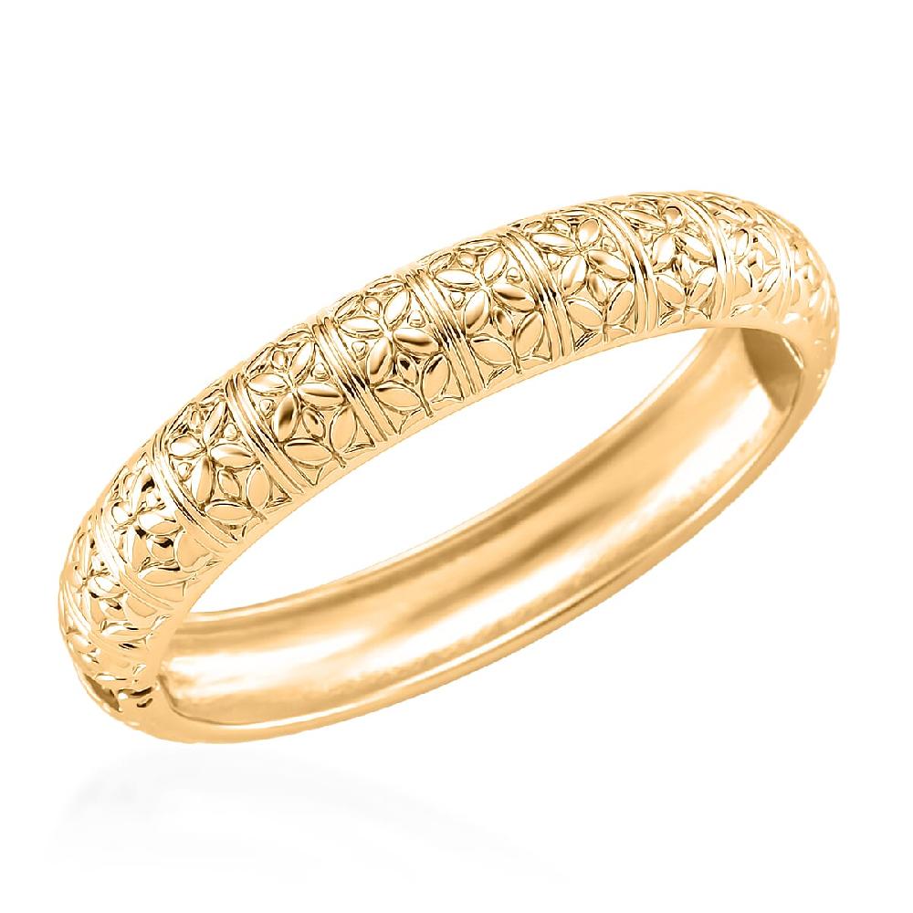 Diamond-cut Bangle Bracelet in Goldtone (6.75 In)