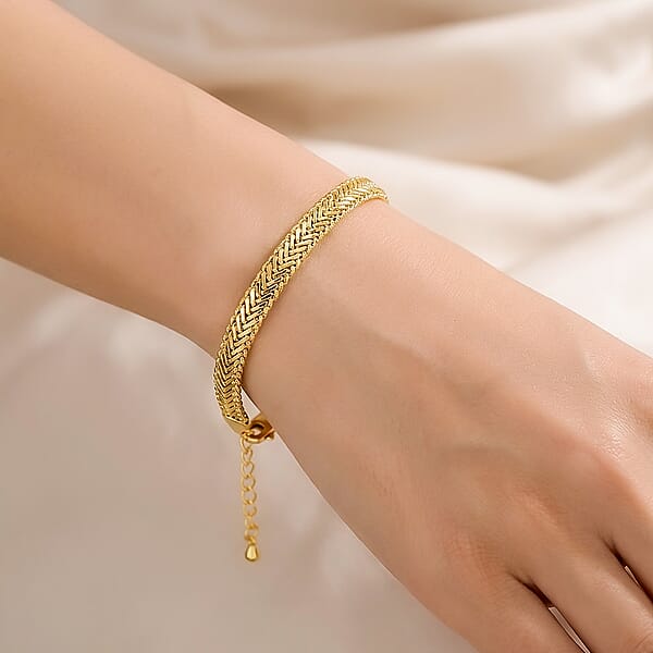 Elegant Woven Chain Bracelet In Goldtone (7.5-9.5In) (7.50 In)