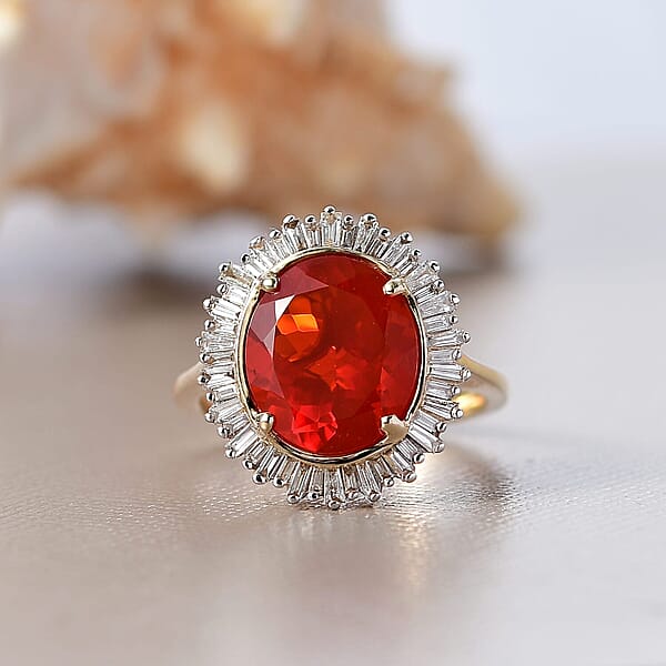 Epic Deal Luxoro 14K Yellow Gold AAA Crimson Fire Opal Diamond (G-H I2) (0.40 Cts) Crimson Radiance Ring 2.80 Ctw