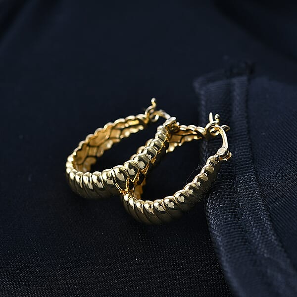 EverTrue Bronzella Collection Ribbed Hoop Earrings In 18K Yellow Gold Plated Bronze