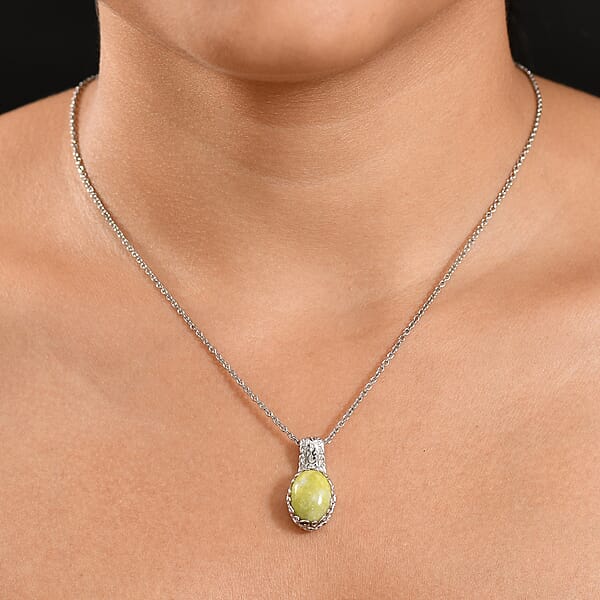 EverTrue Connemara Marble Celtic Filigree Pendant In Platinum Bond With Stainless Steel Necklace 6.40 Ctw (20 Inches)