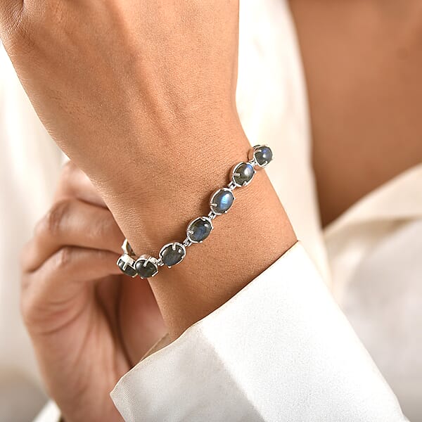 EverTrue Malagasy Labradorite 19.15 Ctw Aurora Blossom Bracelet In Platinum Bond (7.25 In) (Del. In 7-10 Days)