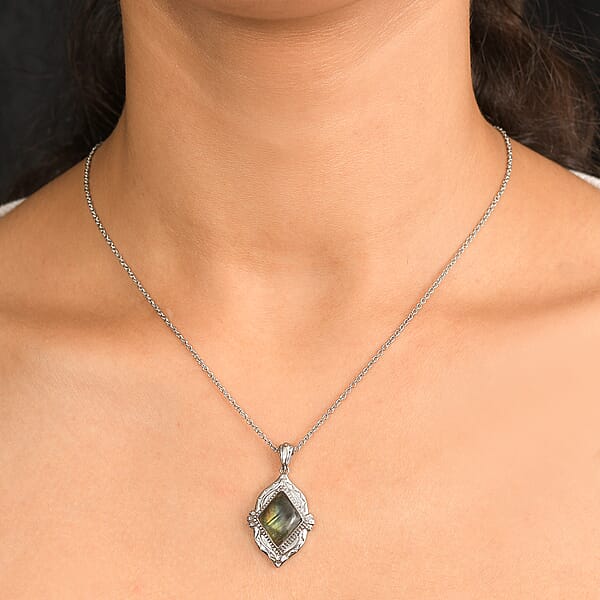 EverTrue Malagasy Labradorite Kite Drop Pendant Necklace In Stainless Steel 6.50 Ctw (20 Inches)