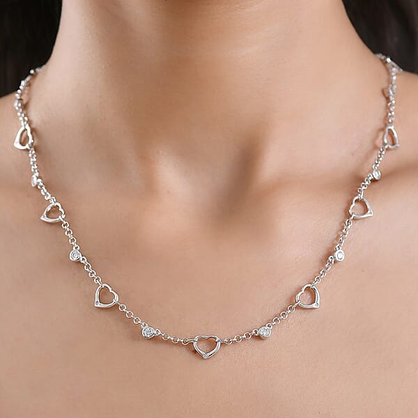 EverTrue Moissanite 1.00 Ctw Forever Linked Hearts Necklace 18 Inches In Platinum Bond