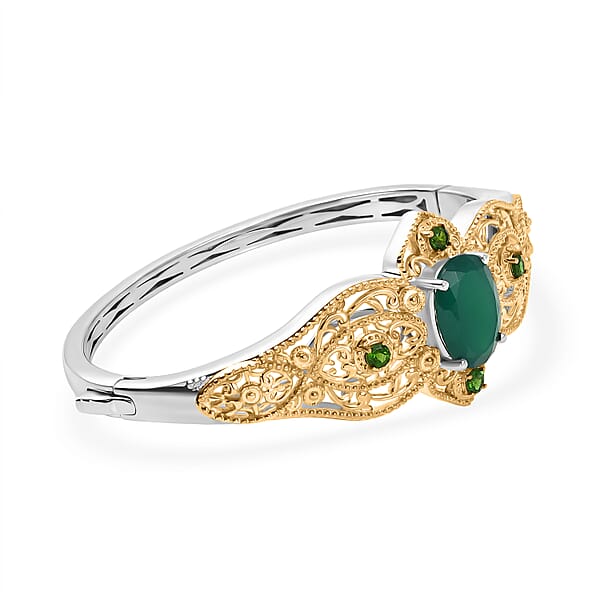 EverTrue Verde Onyx And Chrome Diopside 8.50 Ctw Bangle Bracelet In In 18K YG Plated And Platinum Bond (7.25 In)