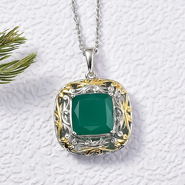 EverTrue Verde Onyx Garden Scroll Pendant In 18K YG Plated And Platinum Bond With Stainless Steel Necklace 5.30 Ctw (20 Inches)
