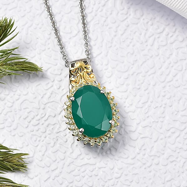EverTrue Verde Onyx Hebei Peridot Pendant In Platinum Bond With Stainless Steel Necklace 5.40 Ctw (20 Inches)